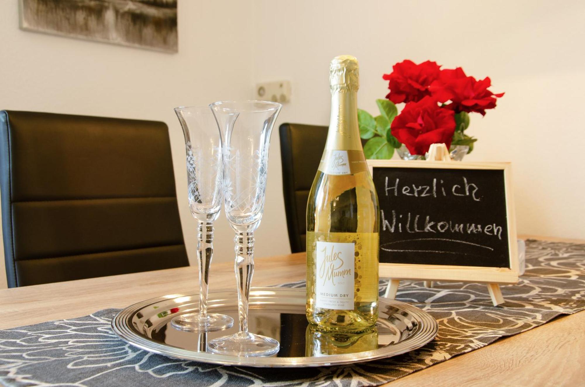 Ferienwohnung Goesmann Zetel Bagian luar foto